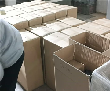 큰 바퀴와 휴대용 캠핑 왜건 포장